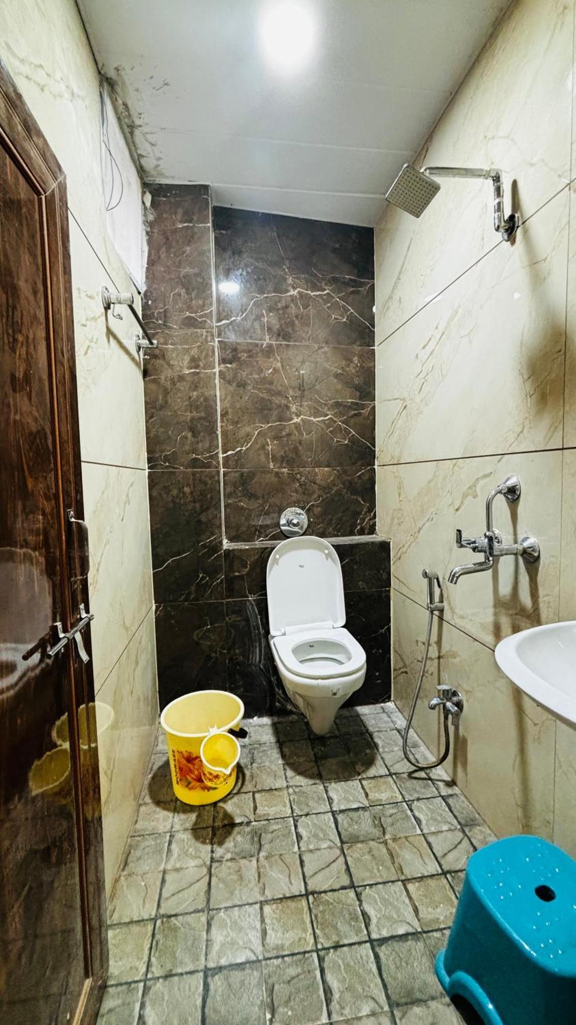 Hotel Shreenidhi Comfort Stay 乌贾因 外观 照片